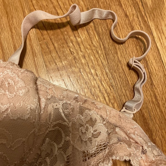 NWOT forever 21 lace bra - Picture 3 of 6